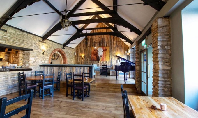 Tetbury Hotel | The Priory Inn