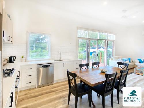 Cowes Villa | The Purple Hen Hideaway Ramada Resort