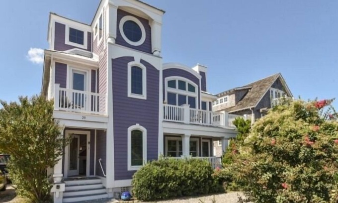 Bethany Beach House | The Purple House 7 BR in Bethany Beach