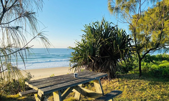 Wooli Cottage | The Purple Place - funky 50's Wooli beach cottage