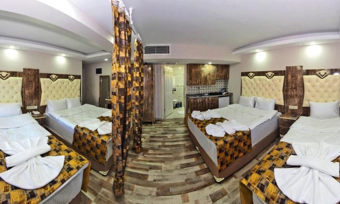Istanbul City Center Hotel | THE QUEEN SUİTE