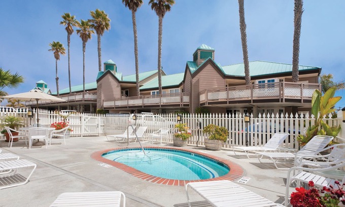 Downtown Resort | The quintessential California lifestyle!