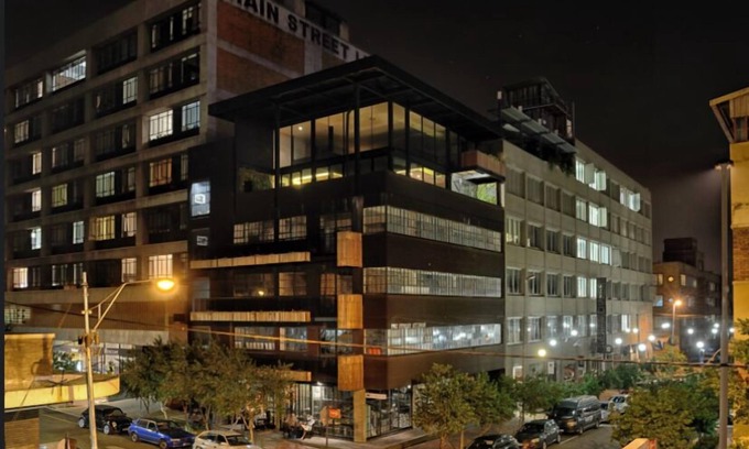 Downtown Johannesburg Apartment | The Quiz Property