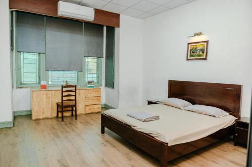 Van Mieu House | The Rails - Double Room F02