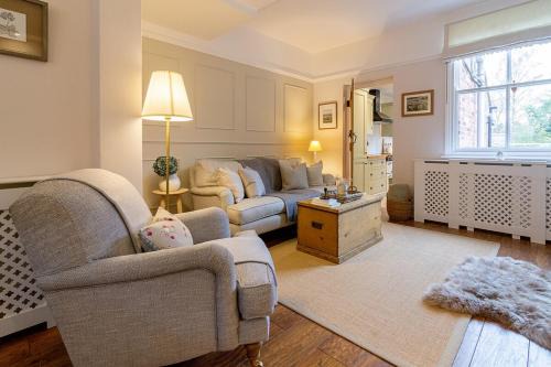Leicester House | The Railway Cottage