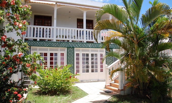 Saint-Claude Apartment | The Red Alpinias