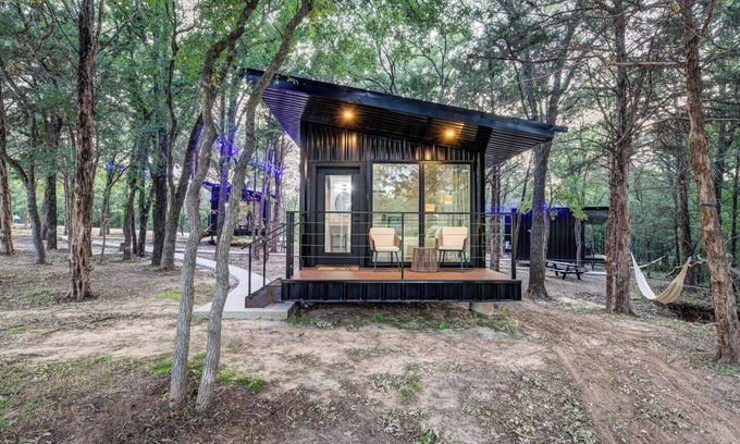 Alvord House | The Red Bird | Treehouse Stay + Pickleball Court