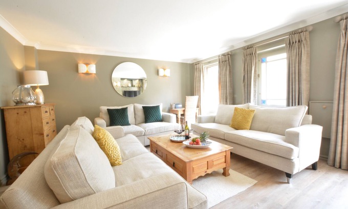Aldeburgh Cottage | THE RED BRICK HOUSE, ALDEBURGH, family friendly in Aldeburgh