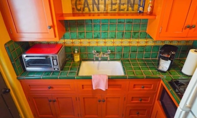 Laguna Beach Cottage | The Red Cottage-Manzanita Cottages