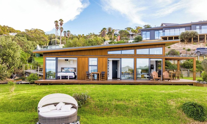 Tutukaka Cottage | The Retreat - Knights in Residence Tutukaka Apartment