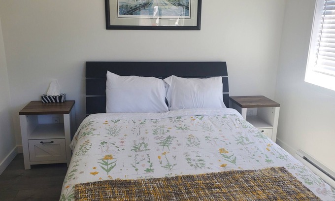 Saanichton Apartment | The Ridge Roost