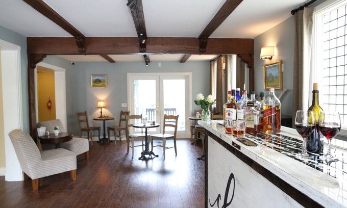Cambria Hotel | The Rigdon House
