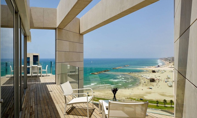 Herzliya Pituach Hotel | The Ritz-Carlton, Herzliya