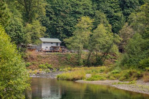 Kalama House | The River House