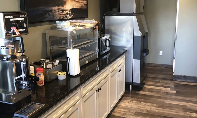 Gardiner Hotel | The Roosevelt Hotel - Yellowstone