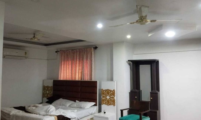 Bhubaneshwar Hotel | The Royal Suites