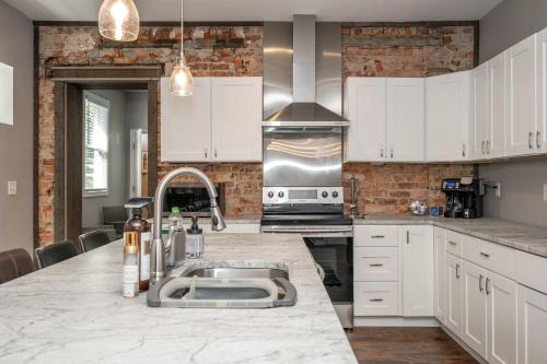 Cincinnati House | The Ruth House - Historic 4 BDR