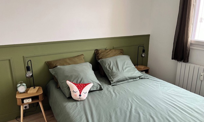 Saint-Cyr-l'Ecole Apartment | The Saint-Cyrien smile! Near Versailles and Saint Quentin en Yvelines.