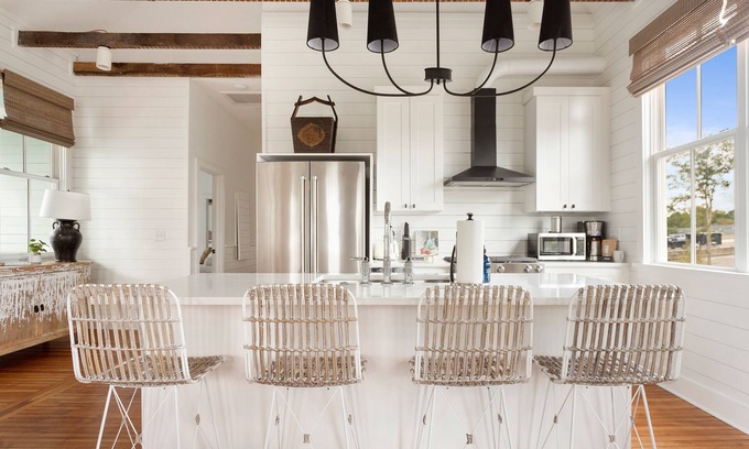 Westside Apartment | The Saint Philip (Suite B): Charleston's Cozy Gem