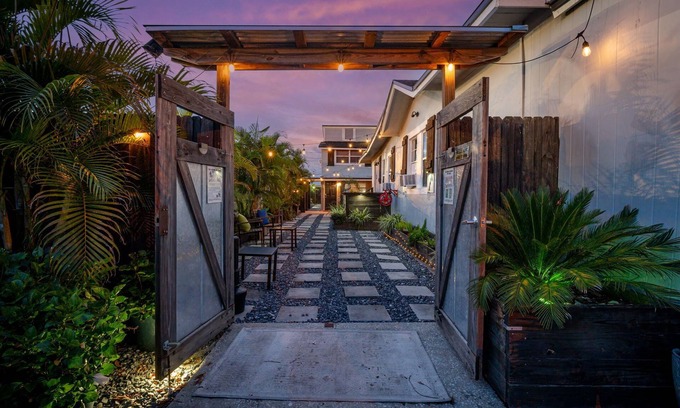 St. Petersburg - Clearwater Apartment | The Sanctuary Apartment at The Urban Standard #3