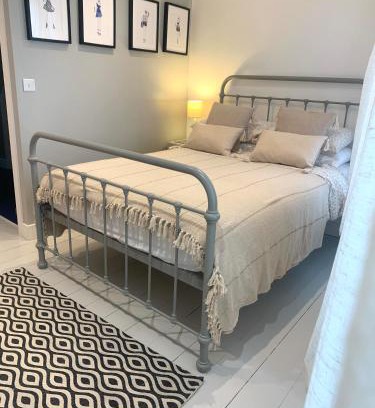 Mousehole Apartment | The Seawitch - harbourside apartment