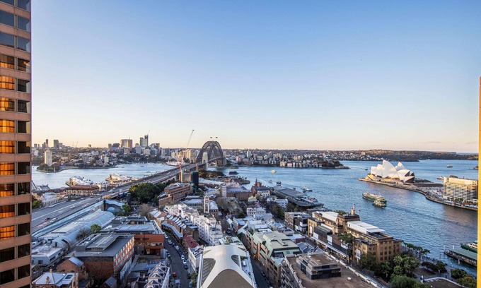The Rocks Apartment | The Sebel Quay West Suites Sydney