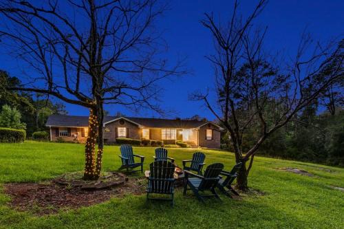 Conyers House | The Secluded 7-Acre Elegant Escape