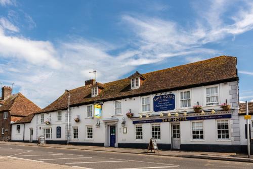 New Romney Bed & Breakfast | The Ship Hotel