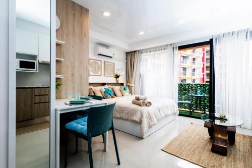 Mai Khao Apartment | The Signature Suite