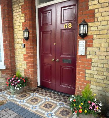 Rushmoor District Apartment | The Silverdale Court No6