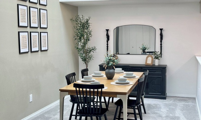 Bull Mountain House | The Skylight Haven - Beautiful Home in Summer Lake