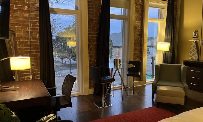 Greenville Hotel | The Skylight