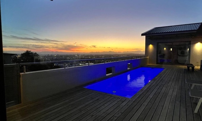 Helderberg Rural House | The Somer House Luxusvilla mit Pool und Meerblick in Somerset West Nahe Kapstadt