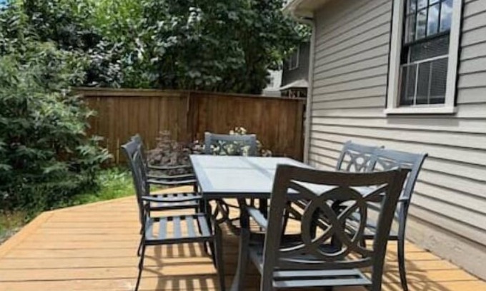 Northeast Neighbors House | The Spot! Close to everything