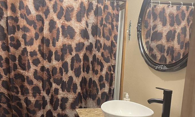 Shawnee Cabin | The Spotted Leopard