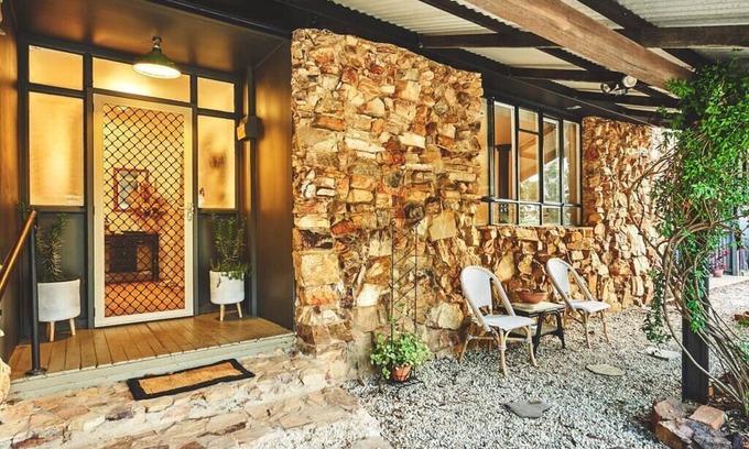 Bailieston House | The Stonehouse Nagambie