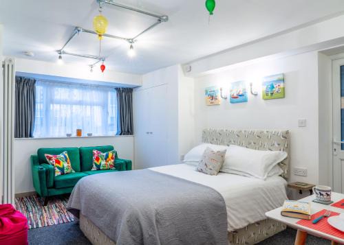 Brighton Apartment | The Studio @ 93 Bernard Rd