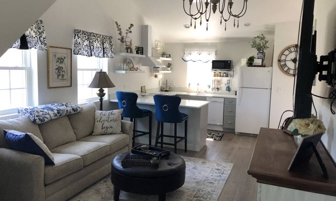 Bothell Apartment | The Suburban Farmhouse" where old meets new.