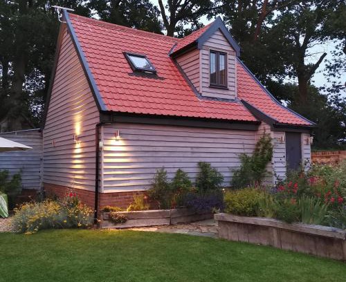 Bury St Edmunds Apartment | The Suffolk Cartlodge