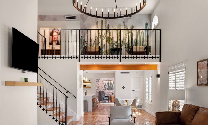 El Paso Apartment | π The Sun City Suite I Rim-University + Downtown π
