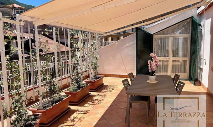 Castellammare di Stabia Apartment | The Terrace
