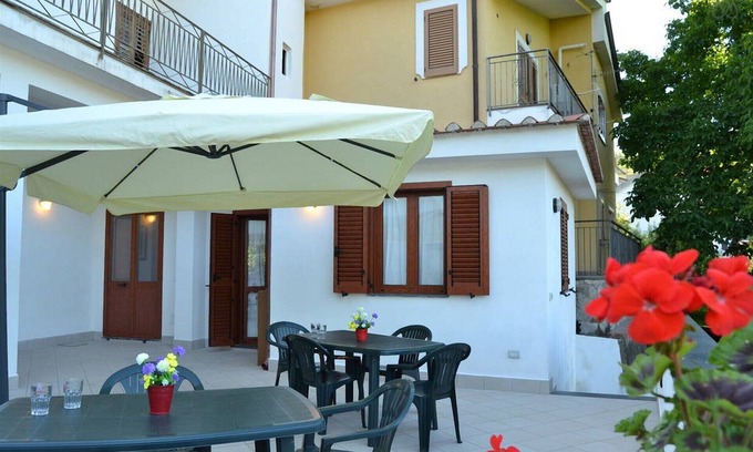 Tramonti Apartment | The terraces on the mountains-Apartment "Rafè" with panoramic terrace