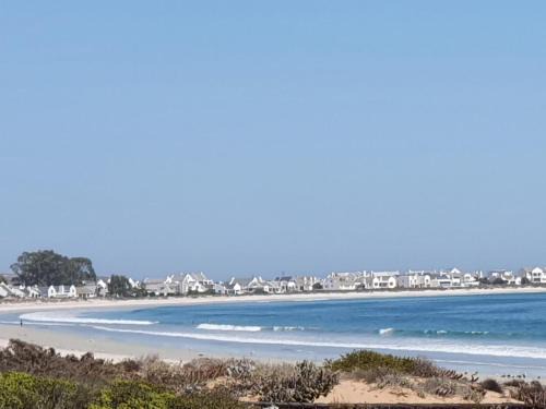 St. Helena Bay Apartment | The Tiki Hut