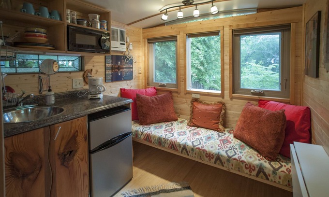 Travis Heights Apartment | The Tiny House in Travis Heights