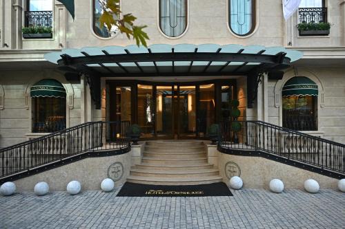 F-7 Sector Hotel | The Townhouse Hotel - Small Luxury Hotels of the World