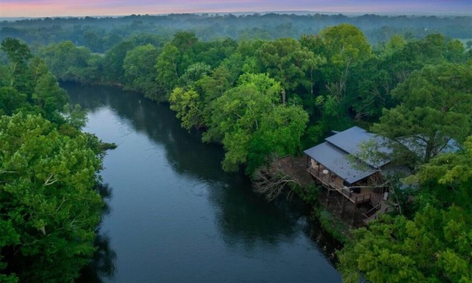 Broken Bow Cabin | The Tree House Retreat