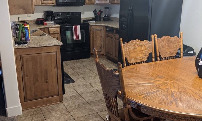 Payson Condo | The Tuscan Lodge: A Deluxe 3 Bedroom, 2 bathroom furnished Condo