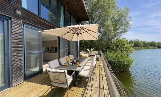 Lechlade House | The View, 7 Bowmoor Reach, Lakes by Yoo, sleeps 8 adults plus 2 kids, spa, pool