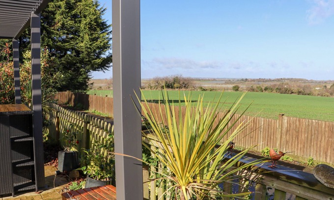 Graveney Cottage | The View