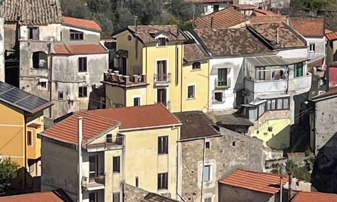 Montecorvino Rovella Apartment | The village staircase